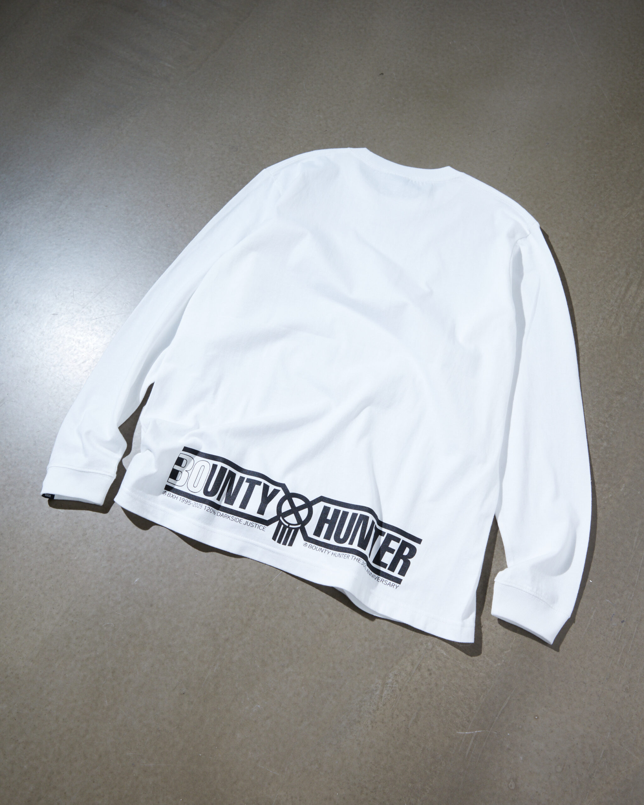 BOUNTY HUNTER 30TH LOGO Long Sleeve Tee (WHITE)
