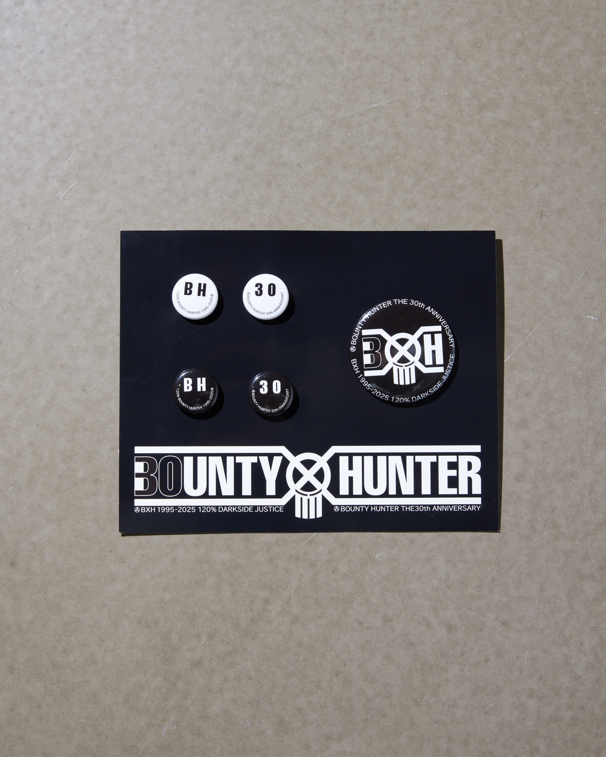 BOUNTY HUNTER 30TH LOGO Button set